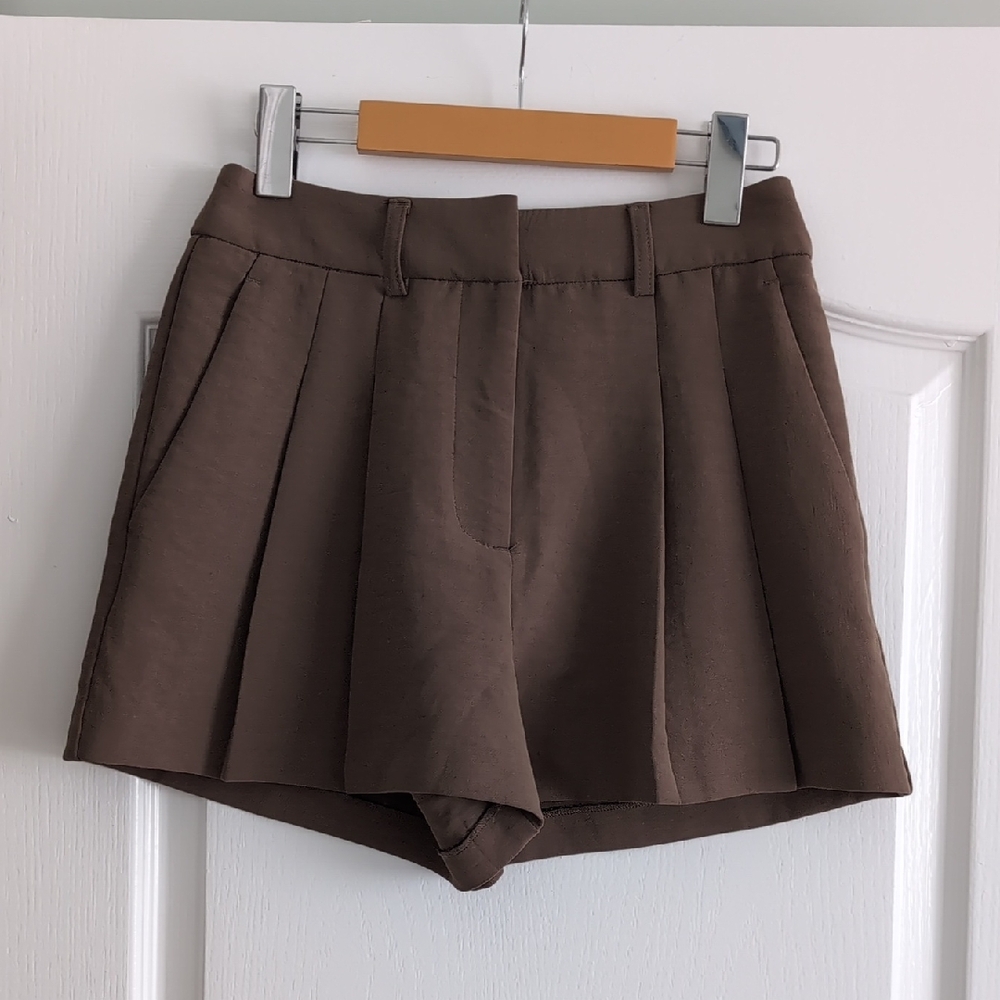Dynamite High Waist Brown Shorts Wild Mushroom